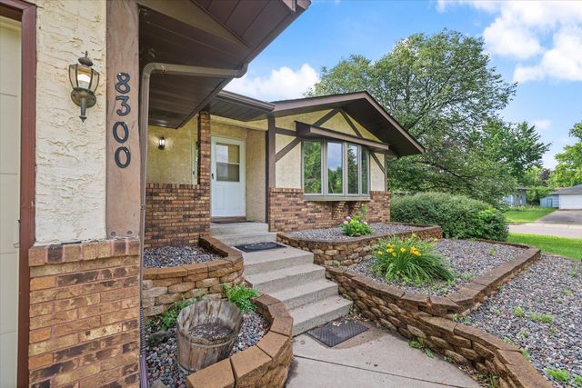 8300 Dupont Avenue N, Brooklyn Park, MN 55444