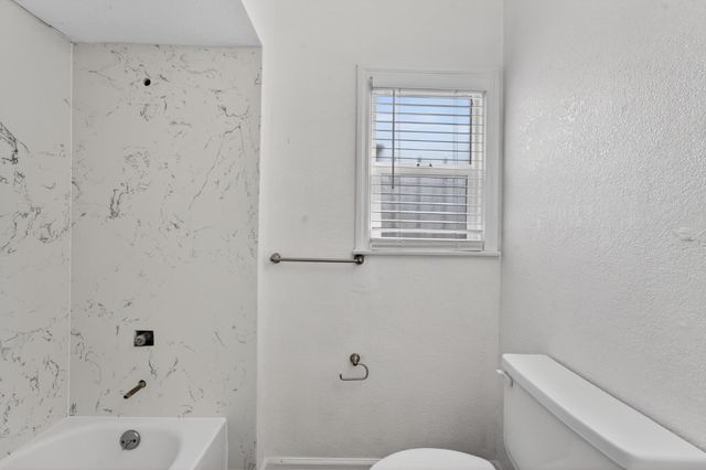 3244 16th ave, Sacramento, CA 95820