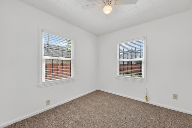 3244 16th ave, Sacramento, CA 95820