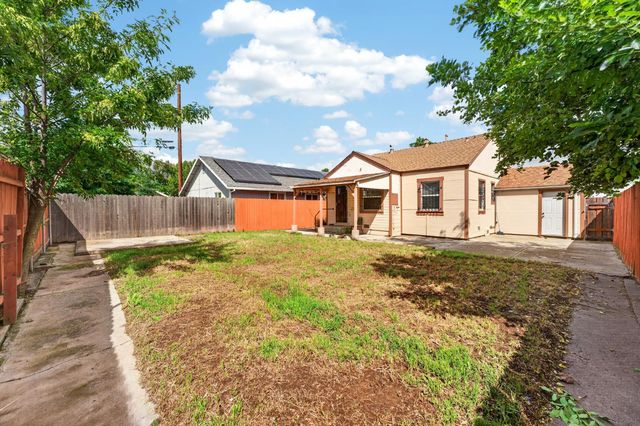 3244 16th ave, Sacramento, CA 95820