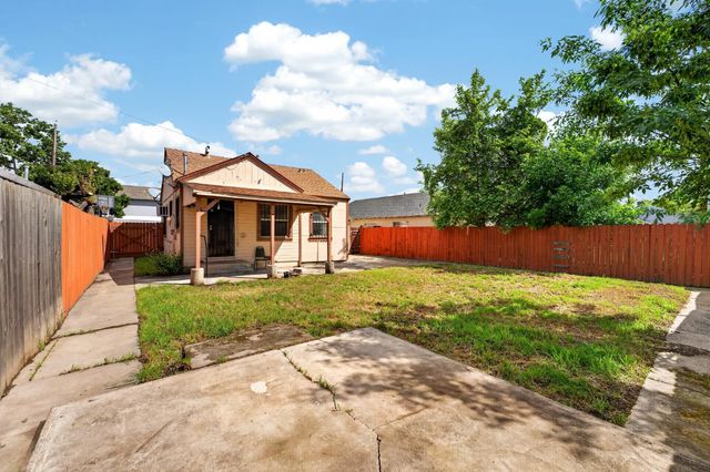 3244 16th ave, Sacramento, CA 95820