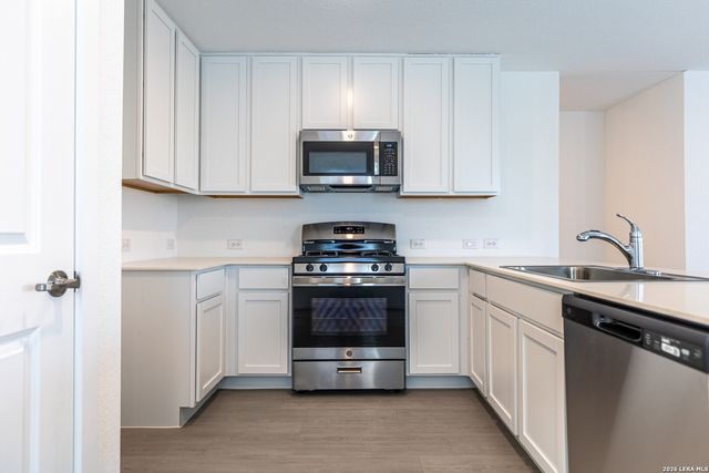 1515 Neria Loop, San Antonio, TX 78224