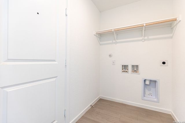 1515 Neria Loop, San Antonio, TX 78224