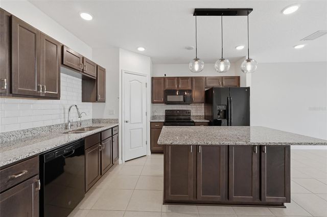 3857 HAMPSTEAD LANE, Lakeland, FL 33810