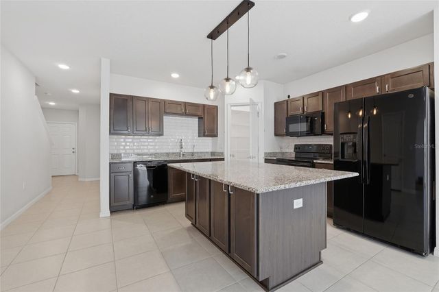3857 HAMPSTEAD LANE, Lakeland, FL 33810