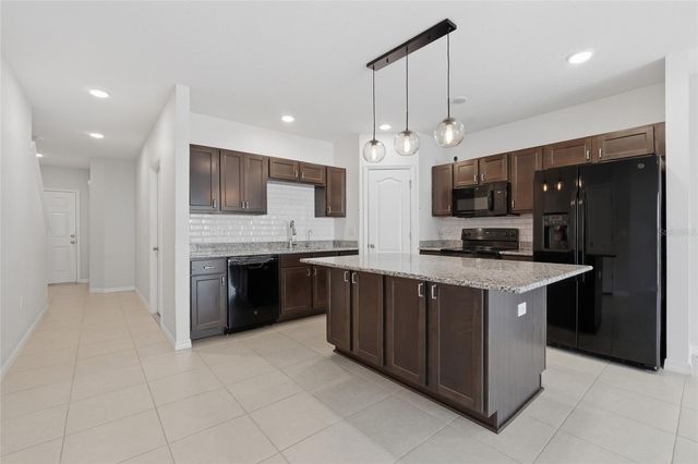 3857 HAMPSTEAD LANE, Lakeland, FL 33810