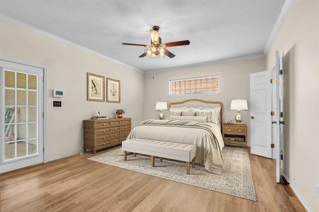 431 W Lake Shore Drive, Livingston, TX 77351