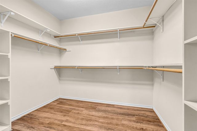 431 W Lake Shore Drive, Livingston, TX 77351