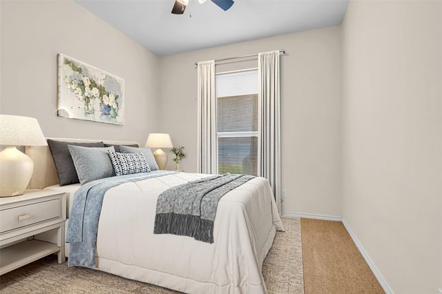 431 W Lake Shore Drive, Livingston, TX 77351