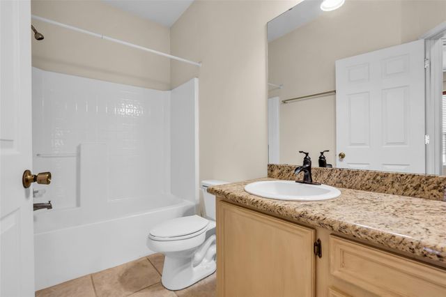 431 W Lake Shore Drive, Livingston, TX 77351