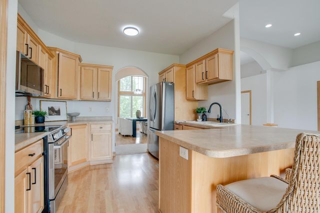 718 N Sedona Drive, West Fargo, ND 58078