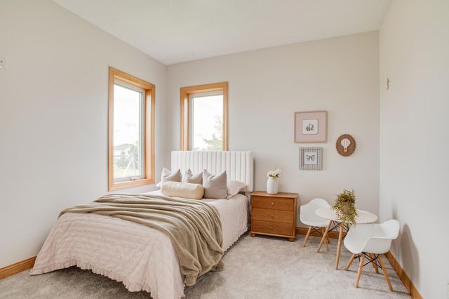 718 N Sedona Drive, West Fargo, ND 58078