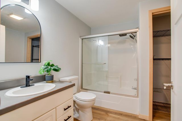 718 N Sedona Drive, West Fargo, ND 58078