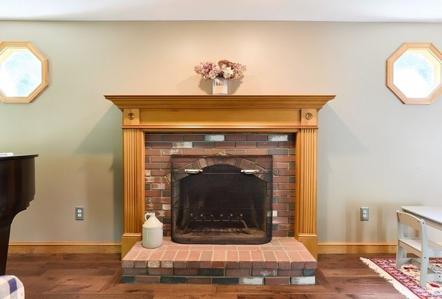10 Windemere Way, Bridgewater, MA 02324