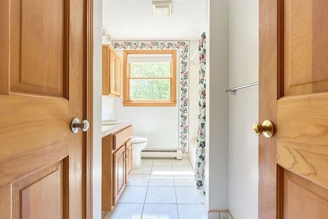 10 Windemere Way, Bridgewater, MA 02324