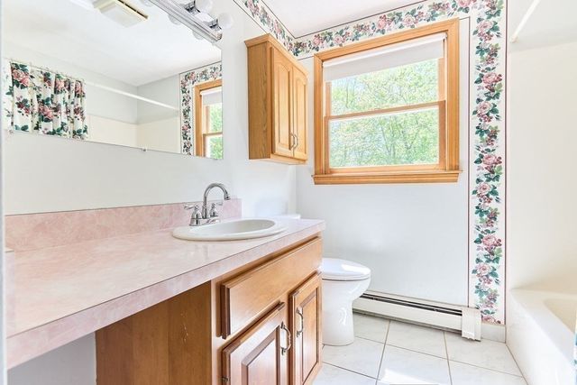 10 Windemere Way, Bridgewater, MA 02324