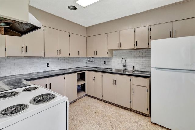 13420 SE 122ND PLACE, Ocklawaha, FL 32179
