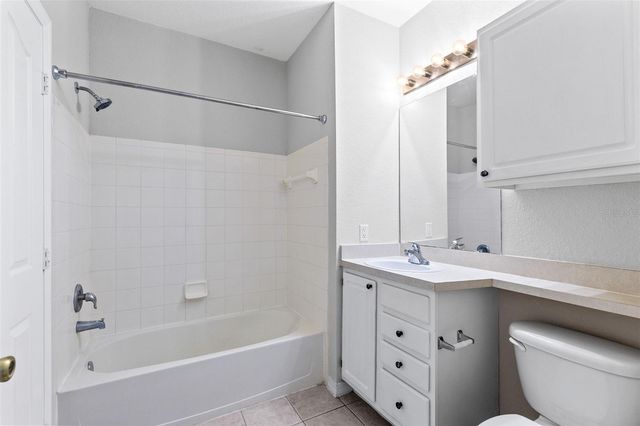 1440 LAKE SHADOW CIRCLE 8305, Maitland, FL 32751