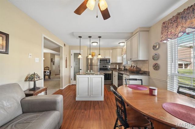 1530 Bedford Forge Court 3, Chesterfield, MO 63017