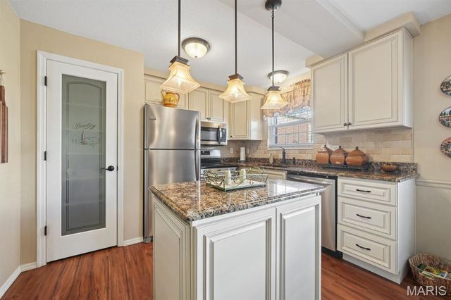 1530 Bedford Forge Court 3, Chesterfield, MO 63017