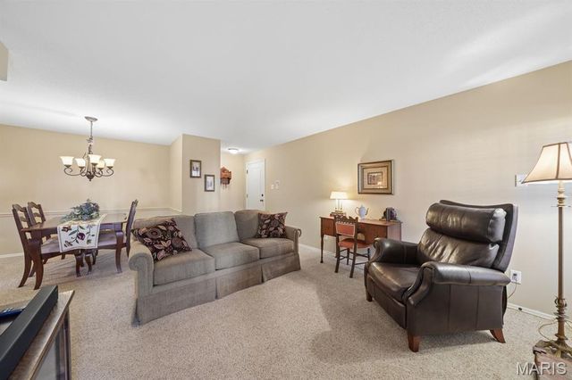 1530 Bedford Forge Court 3, Chesterfield, MO 63017