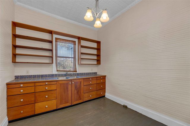 4739 Creamer Creek Rd, La Grange, TX 78945