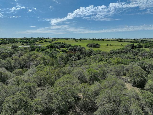 4739 Creamer Creek Rd, La Grange, TX 78945