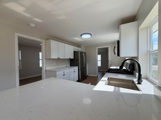 215 E 10th Street, Michigan City, IN 46360