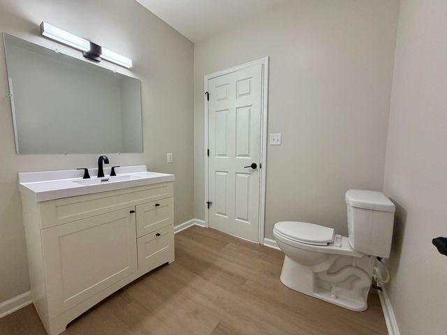 215 E 10th Street, Michigan City, IN 46360