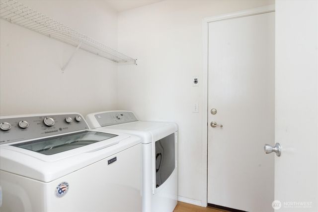 229 NW Cherry Hill Loop, Oak Harbor, WA 98277