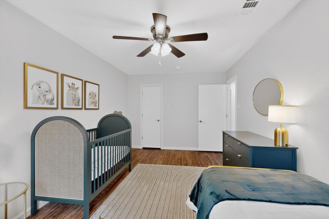 1915 Glenrose Lane, Carrollton, TX 75007