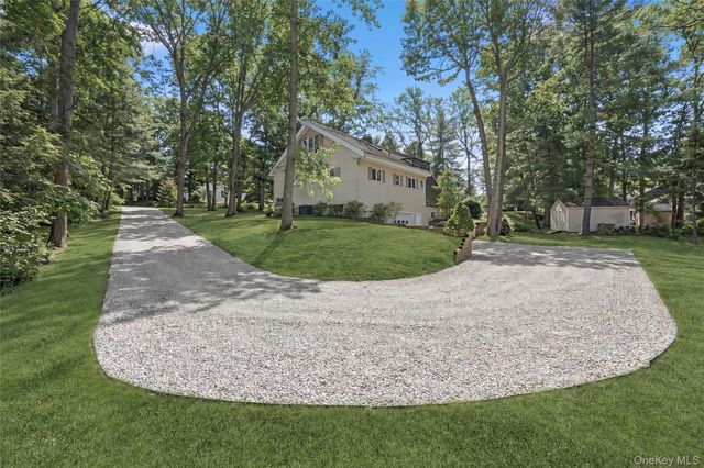 600 Highwood Road, Southold, NY 11971
