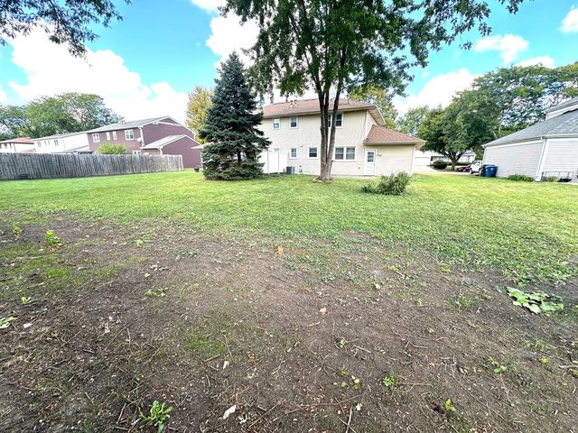 1246 California Avenue 46, Aurora, IL 60506