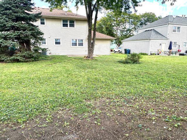 1246 California Avenue 46, Aurora, IL 60506
