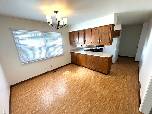 1246 California Avenue 46, Aurora, IL 60506