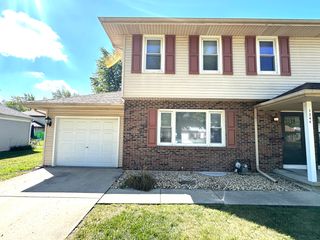 1246 California Avenue 46, Aurora, IL 60506