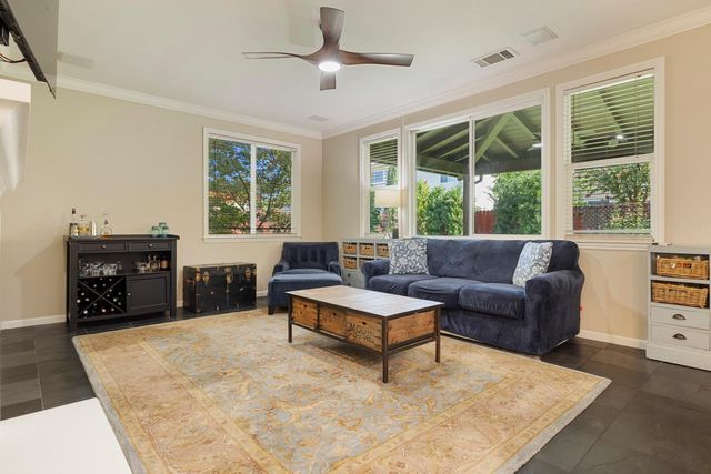 3000 Queens Gate Ct, Modesto, CA 95355