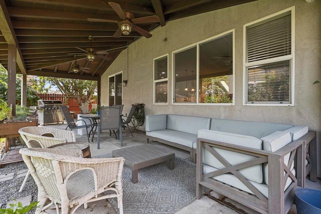 3000 Queens Gate Ct, Modesto, CA 95355