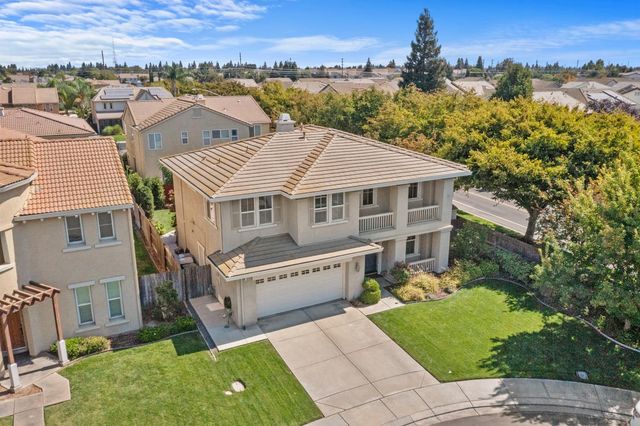 3000 Queens Gate Ct, Modesto, CA 95355