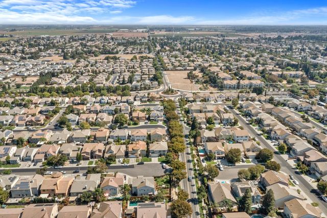 3000 Queens Gate Ct, Modesto, CA 95355