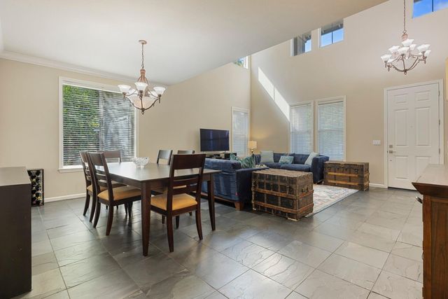 3000 Queens Gate Ct, Modesto, CA 95355