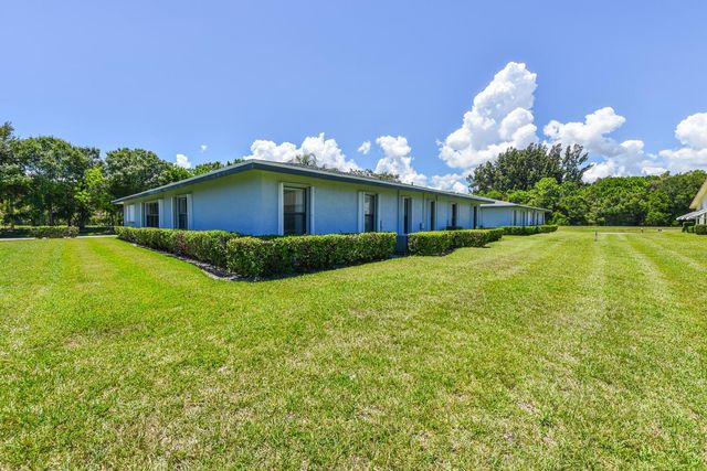 1763 S Dovetail Drive, Fort Pierce, FL 34982