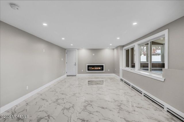 3 Roberta Drive, Middletown, NJ 07748