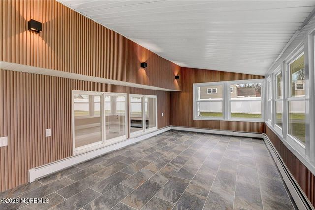 3 Roberta Drive, Middletown, NJ 07748