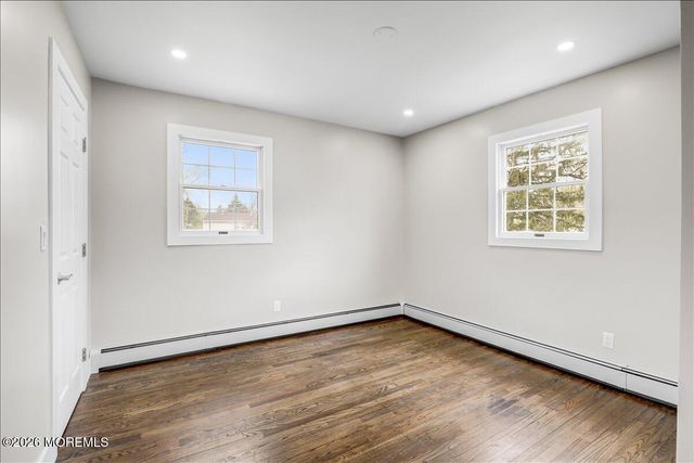 3 Roberta Drive, Middletown, NJ 07748