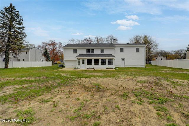 3 Roberta Drive, Middletown, NJ 07748
