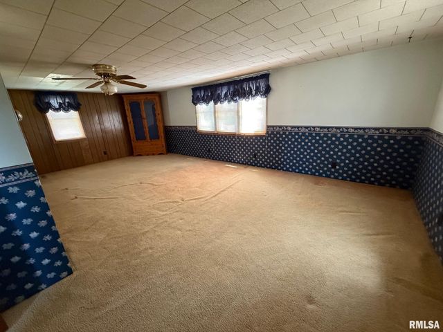 3507 SMITH Road, Pleasant Plains, IL 62677