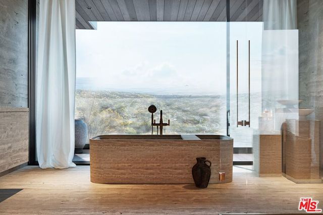 30015 Andromeda Lane, Malibu, CA 90265
