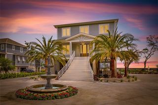 14 Maiden Creek Drive, Waverly, GA 31565