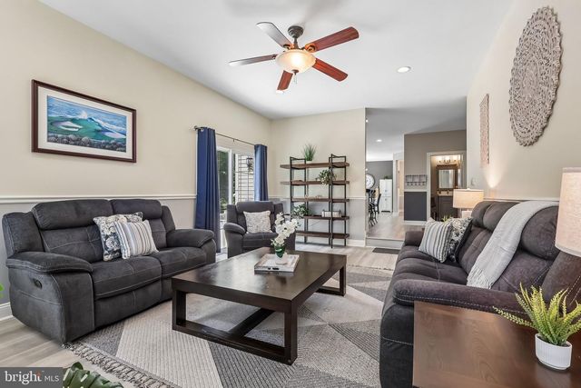 3 MORGAN HILL CT, Blackwood, NJ 08012